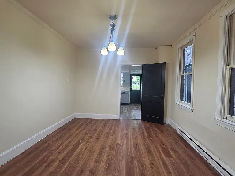 721 W Market St — Photo 21