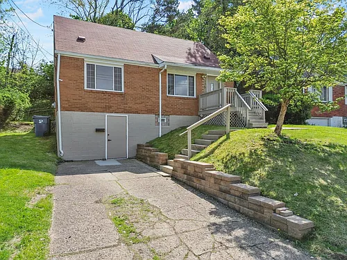 175 Charleston Dr Photo 1