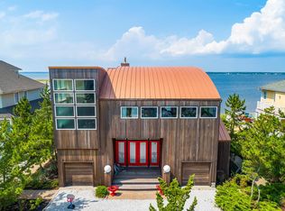 706 Dune Rd, Westhampton Beach, NY 11978