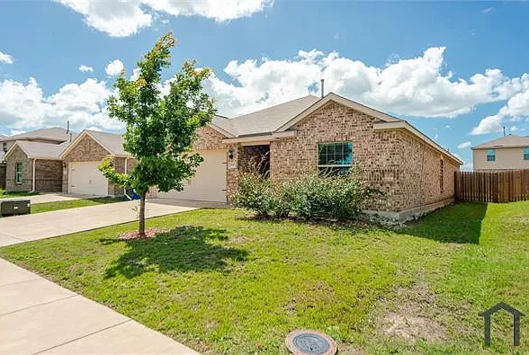 3107 Angus Dr — Photo 4