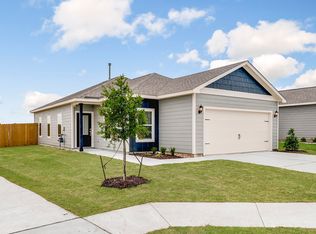 8404 White Wolf Trl, Ponder, TX 76259