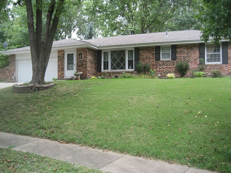 1st image of 11312 Askew Ave
