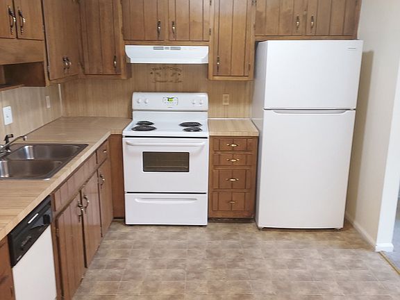 5th image of 823 Springfield Rd