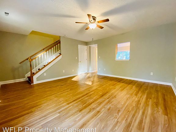 4th image of 90 Dean St #B