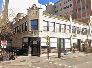 2525 N Clark St APT E, Chicago, IL 60614