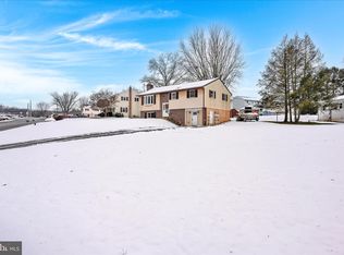 1093 Rettew Mill Rd, Ephrata, PA 17522