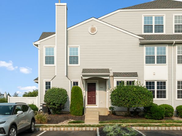 540 Eagle Ct
