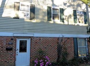 908 Hurtsborne Ct #TOWNHOUSE, Richmond, VA 23223