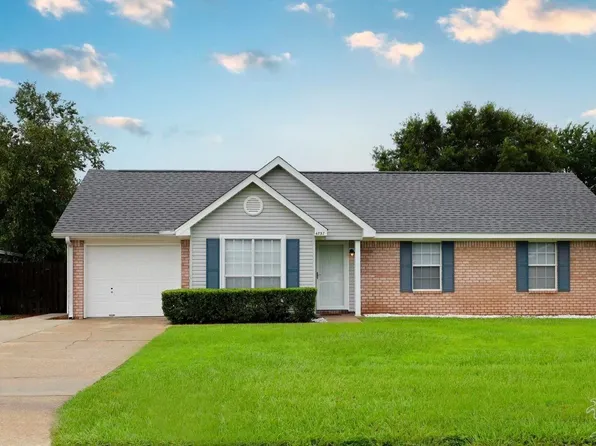 4737 Constellation Dr, Gulf Breeze, FL 32563