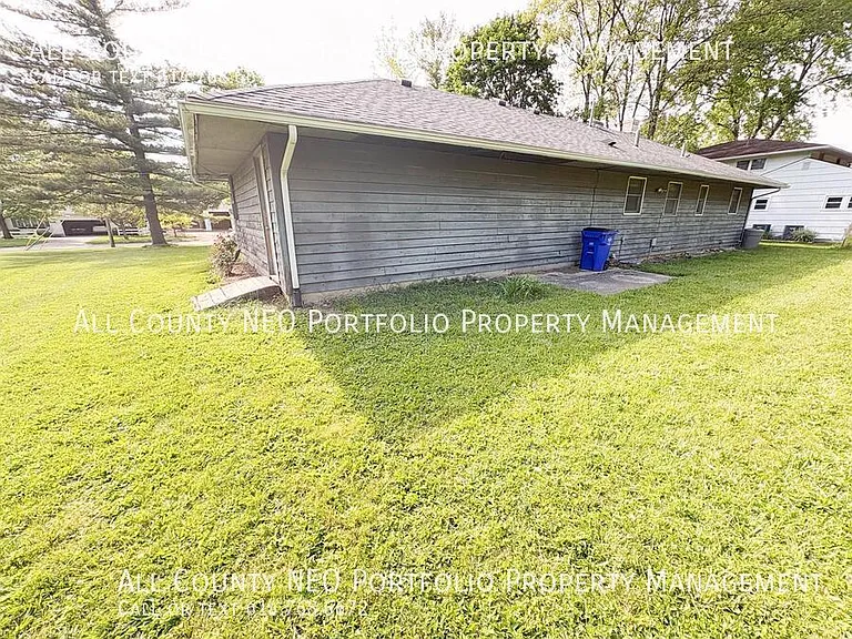 3050 Derby Rd — Photo 24