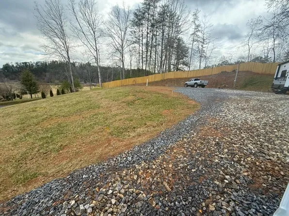 954 Croft Chapel Rd, Turtletown, TN 37391