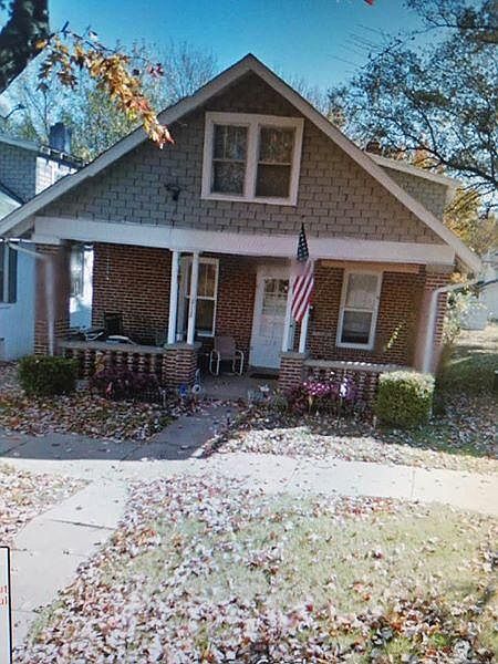 1st image of 118 SW End Blvd