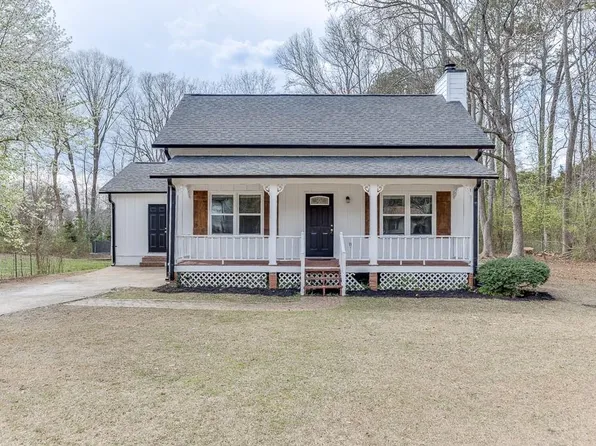 2737 King Arthur Ct, Buford, GA 30519