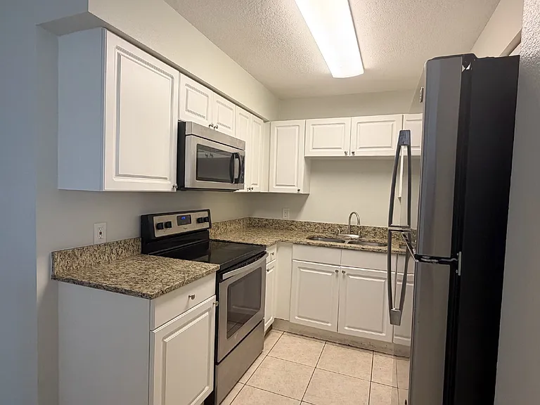 153 Old Englewood Rd — Photo 11