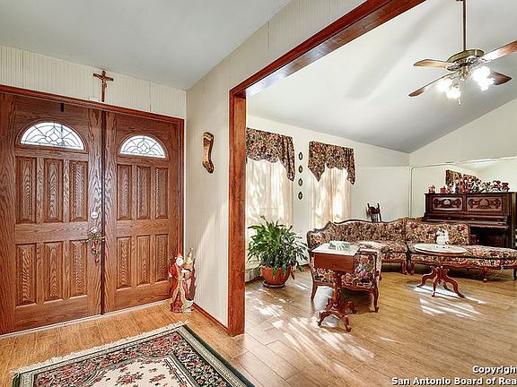 5th image of 3335 Trailway Park