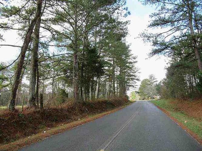 2nd image of 414 Old Cedartown Rd