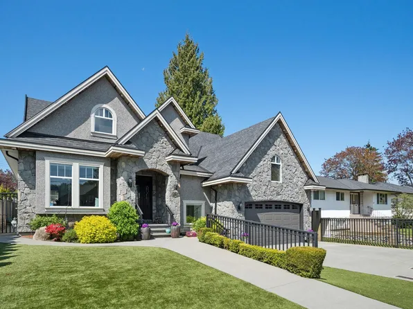 675 Clare Ave, Burnaby, BC V5B 4L5