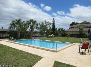 4901 Victoria Dr APT 205, Cape Coral, FL 33904