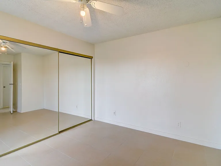 2981 Country Manor Ln #117 — Photo 9