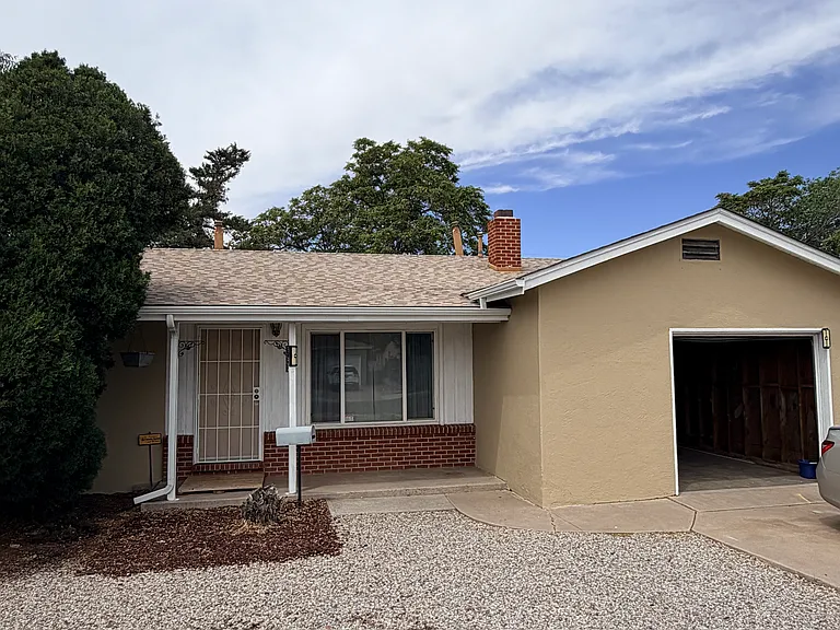 3007 Truman St NE — Photo 16