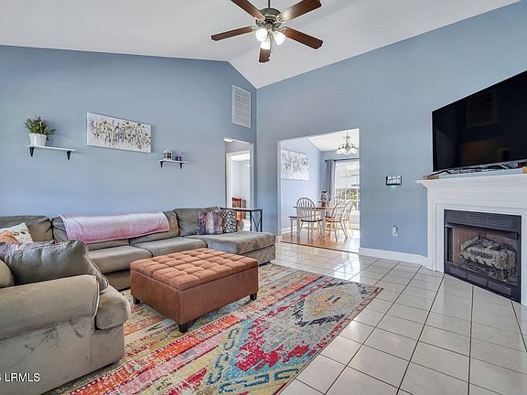 5th image of 96 Wintergreen Drive