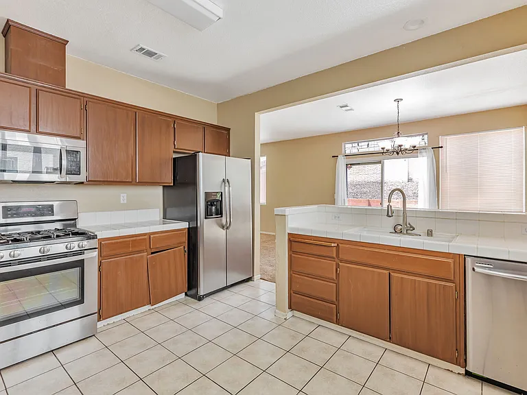4405 Fall Ln — Photo 6