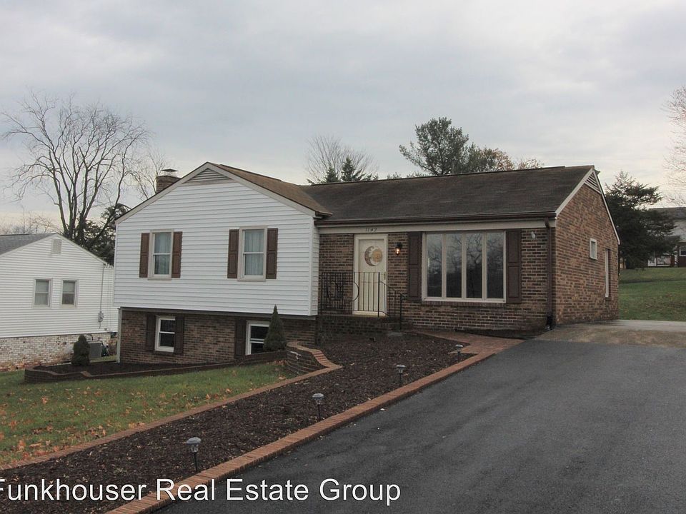 1st image of 1142 Waterman Dr