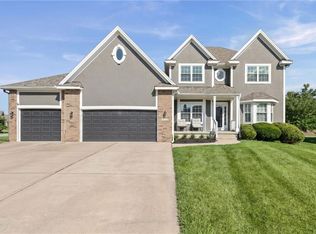 4001 SW Boulder Dr, Lees Summit, MO 64082