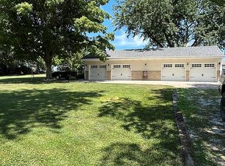 108 W High St, Murray, NE 68409