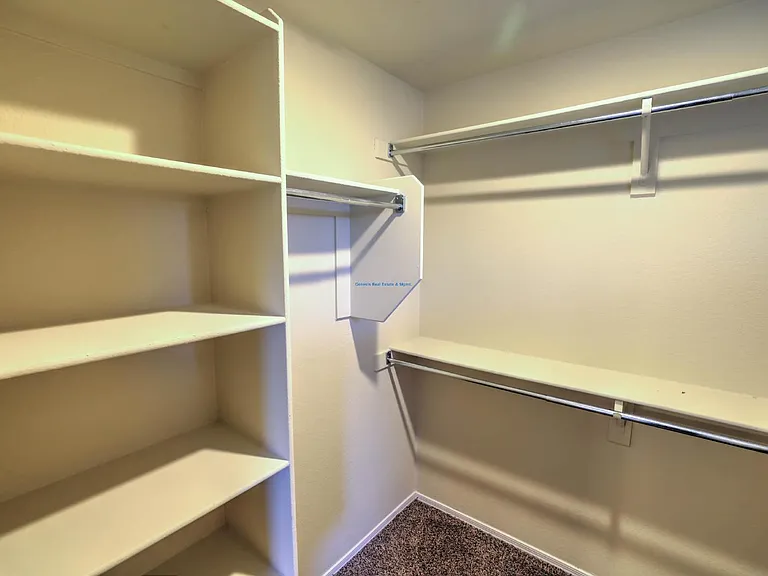 5793 S Cedar Ridge Rd — Photo 10