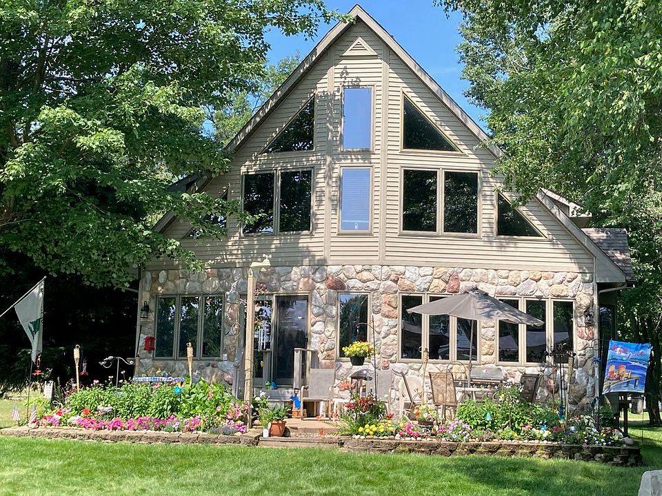 1st image of 222 Driftwood Cir