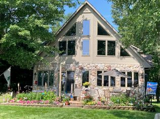 222 Driftwood Cir, Prudenville, MI 48651