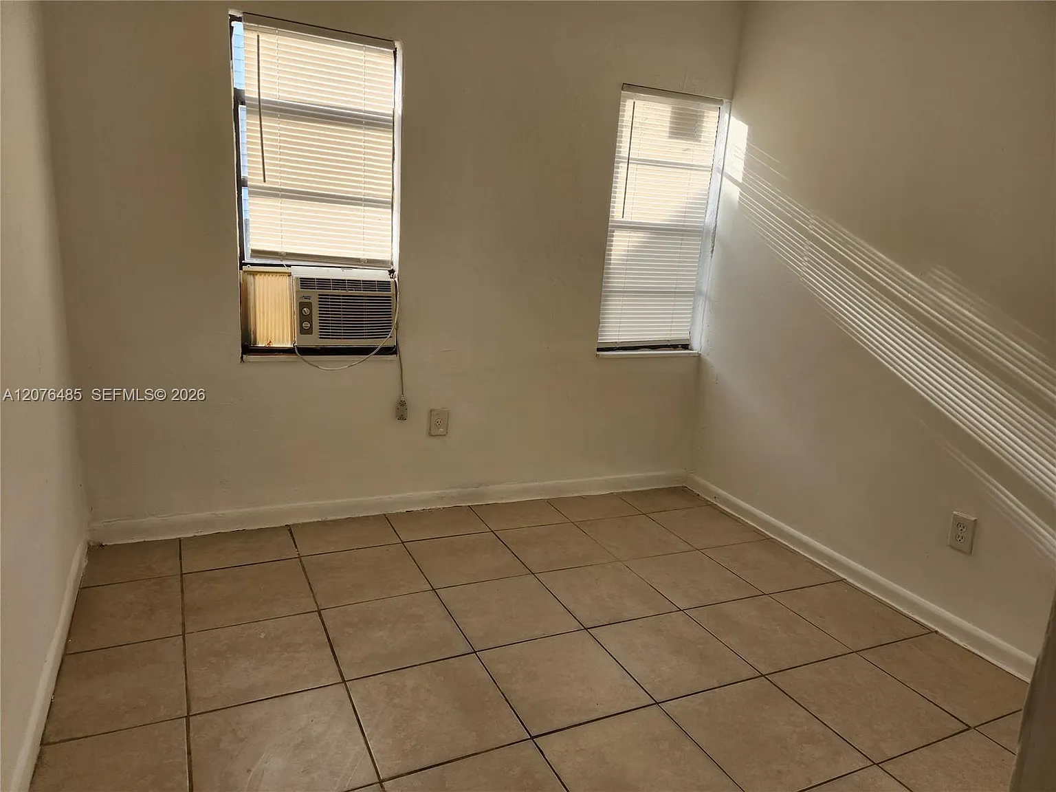Greenacres — Photo 2