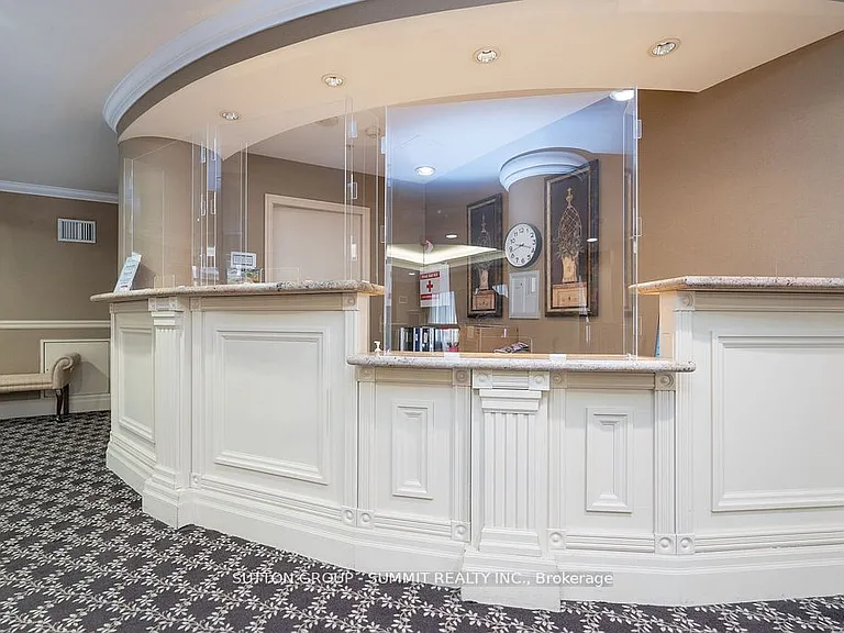 350 Princess Royal Dr #312 — Photo 20
