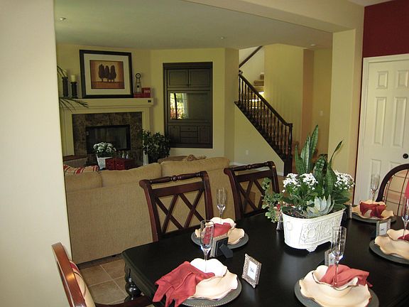 5th image of 835 Arbor Glen Ln