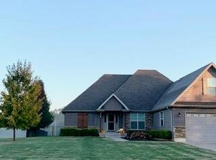 769 W Yerby St, Marshall, MO 65340