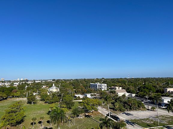 5th image of 2600 N Flagler Dr #1001