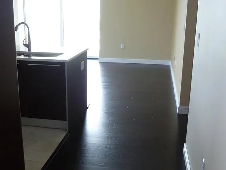 1900 N Bayshore Dr #2120 — Photo 4