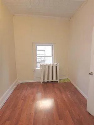 Rented by ArdorNY | media 17