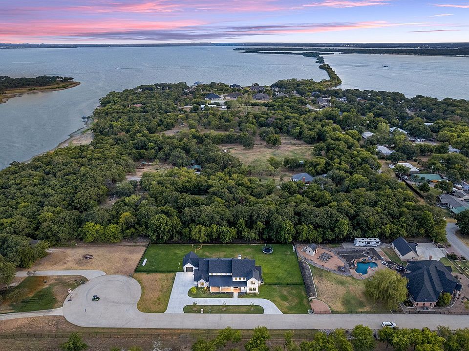 1st image of 8670 Palmetto Bay Ct