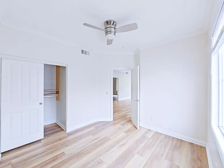 5 Avenida Brio — Photo 27