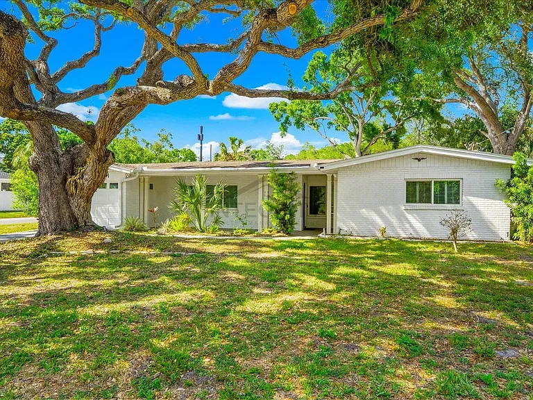 3315 W Beaumont St — Photo 7