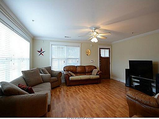 4th image of 1725 Harvey Mitchell Pkwy S #1317