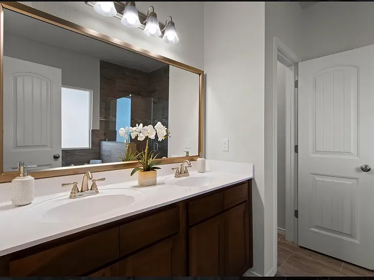 1041 Nepal Sky St — Photo 7