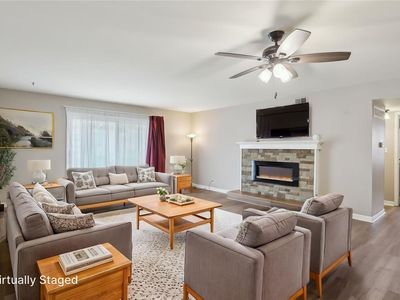 1042 Lafayette Ct APT B, Collinsville, IL, 62234