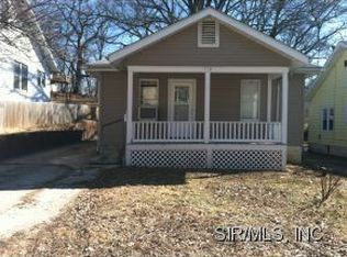 775 Park Dr, Alton, IL 62002