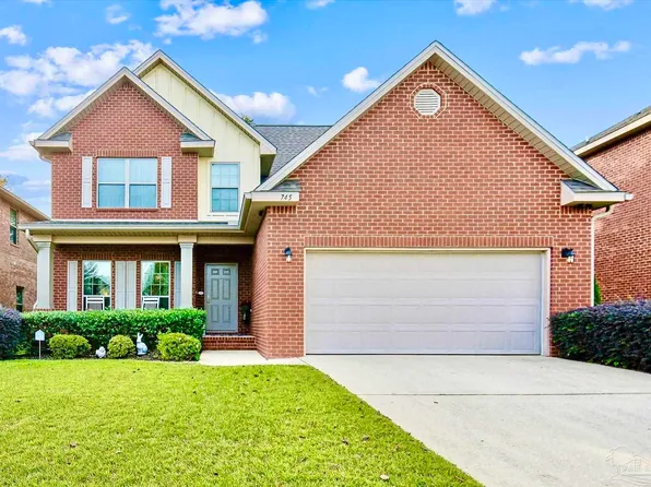 745 Farmington Rd, Pensacola, FL 32504