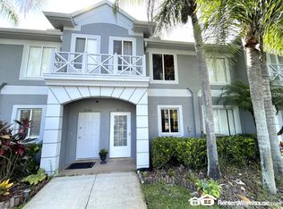 18170 Paradise Point Dr, Tampa, FL 33647