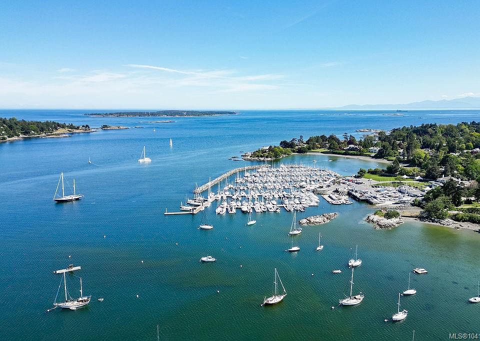1st image of 3565 Beach Dr