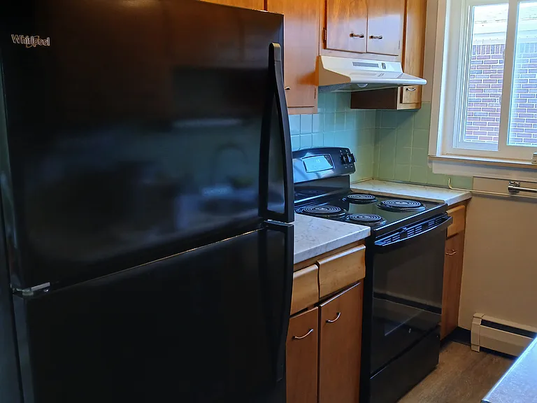 40 Mallory Rd #3 — Photo 2